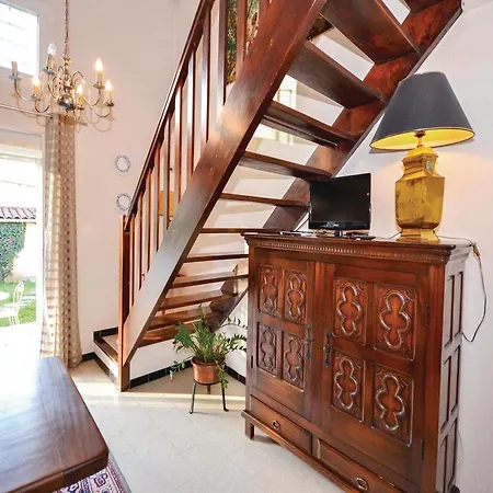 Two-bedroom Holiday In *